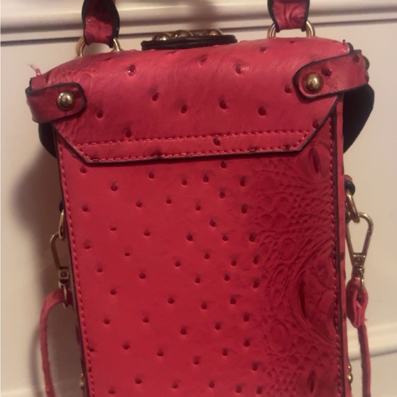Elegant Pink Studded Crossbody Bag - Picture 5 of 6